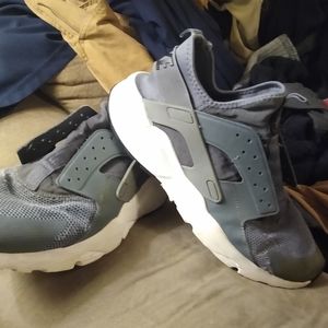 Nike hurrache size 12